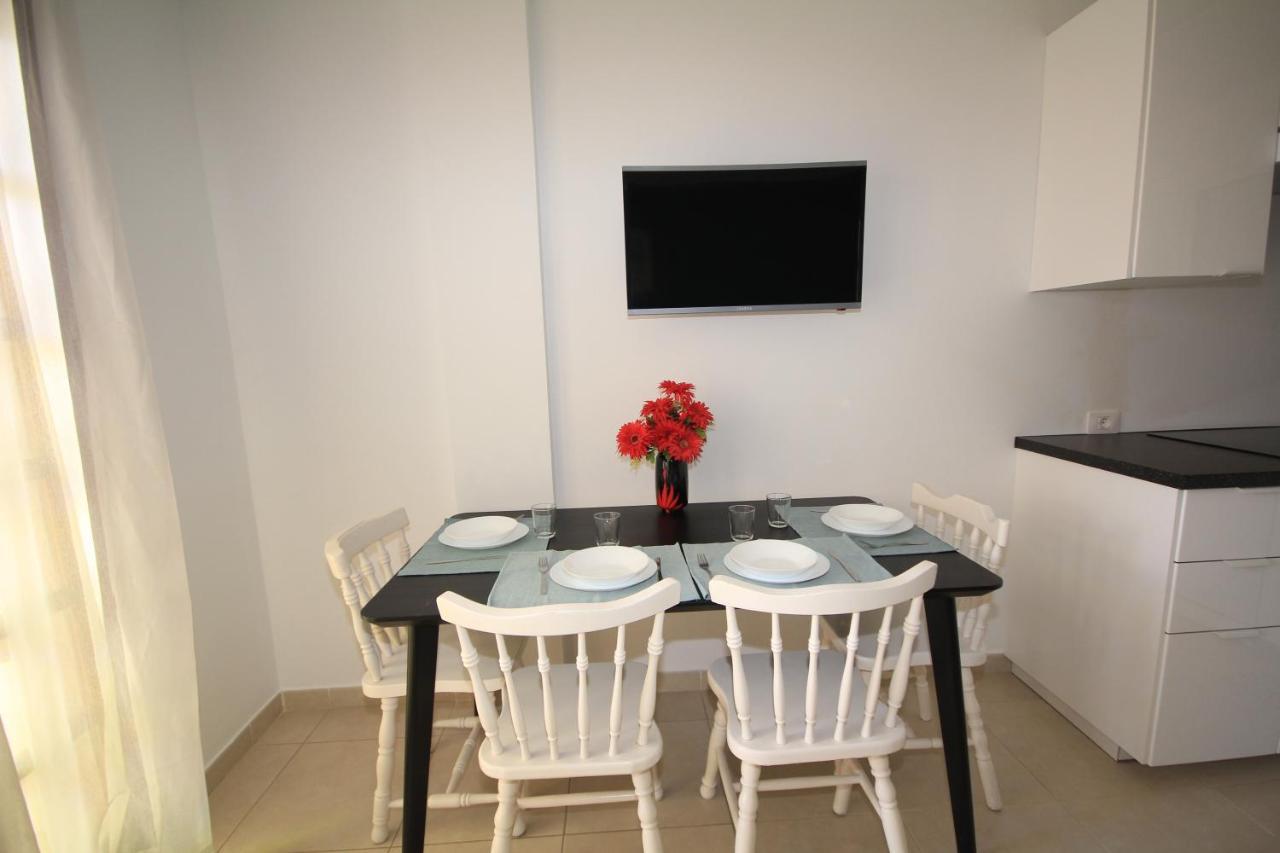 Las Americas - 2 Bedrooms - Flayla-A Arona  Kültér fotó